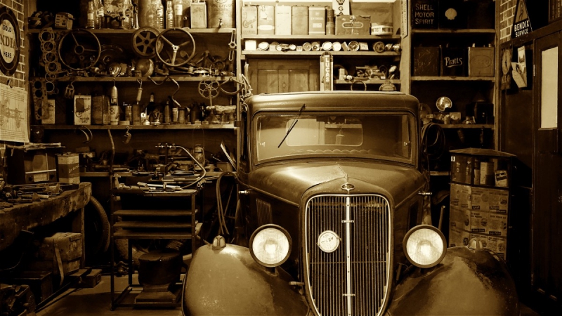 boutique-BEAUSOLEIL-min_antique_auto_automobile_automotive_car_classic_equipment_fix-1169797